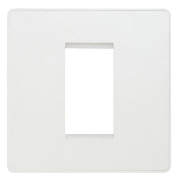 BG Evolve Single Module Euro Front Plate Pearlescent White