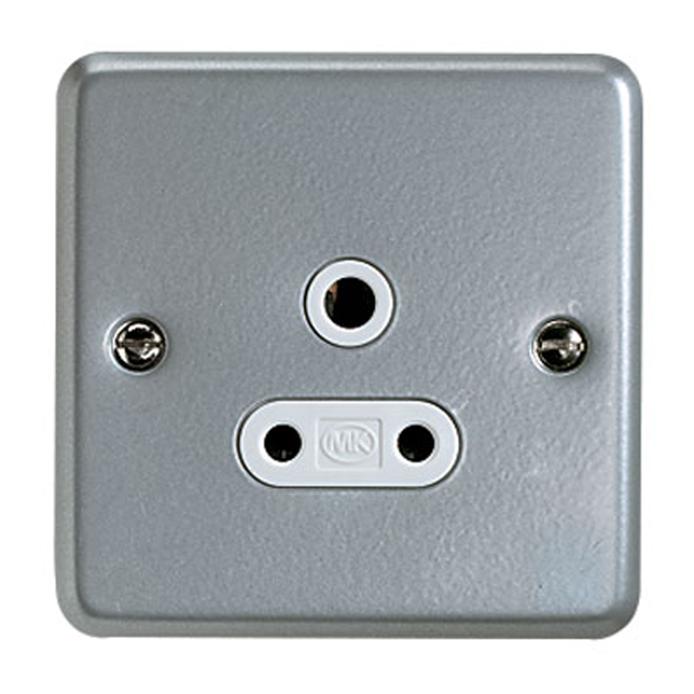 Image for MK Metalclad K842ALM 5A 1 Gang Round Pin Socket